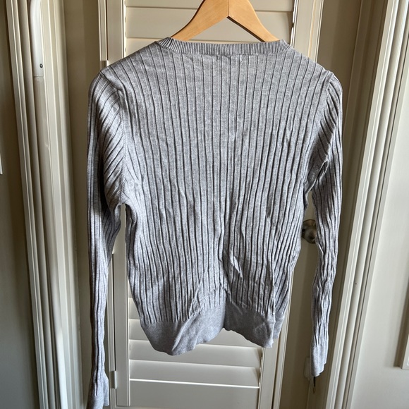 Ribbed, bodycon, lightweight scoopneck sweater - Picture 6 of 7